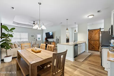 Dining - 1091 Dan Owen Dr, Hampstead, NC 28443 photo 1 of 1