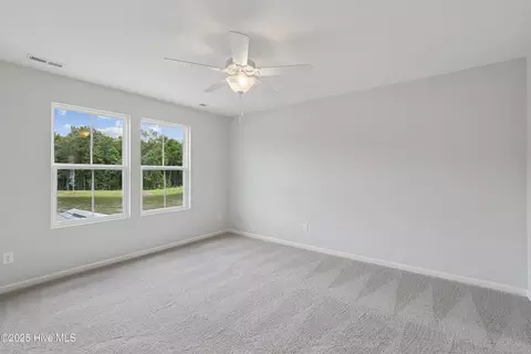 Bedroom - 17 E Farley Dr #70, Hampstead, NC 28443 photo 5 of 8