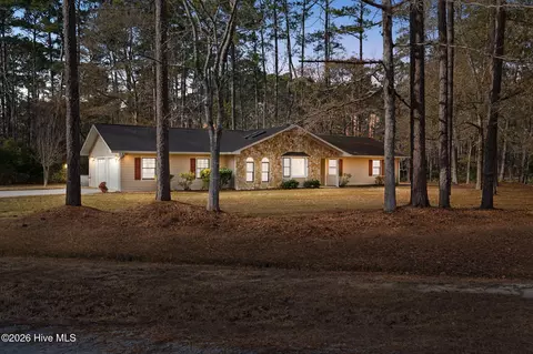 42 Pinewood Dr, Carolina Shores, NC 28467