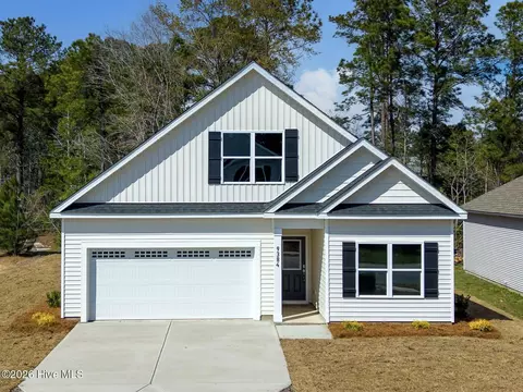 9384 Night Harbor Dr SE, Leland, NC 28451