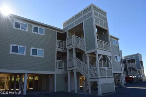 1000 Caswell Beach Rd #405, Oak Island, NC 28465
