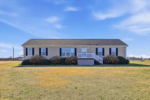 461 Ralph Dail Rd, Mount Olive, NC 28365