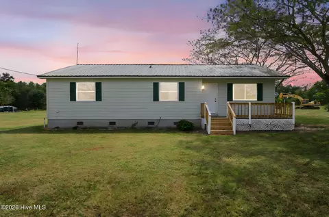 3833 Nc Hwy 903, Rose Hill, NC 28458