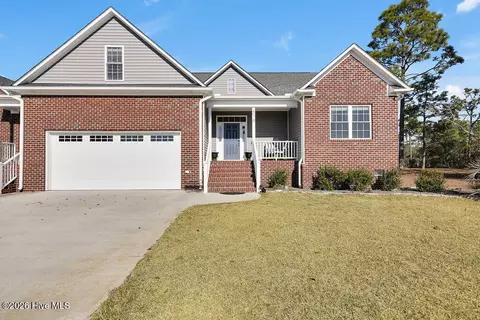 570 Virginia Rd, Southport, NC 28461