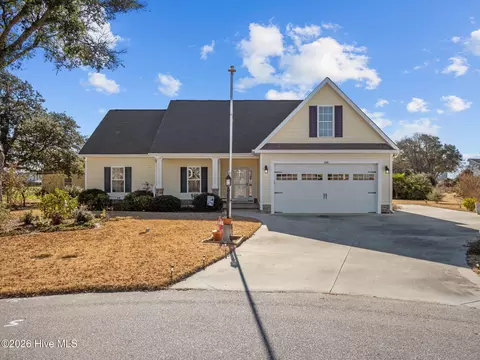 129 Buds Ln, Cedar Point, NC 28584