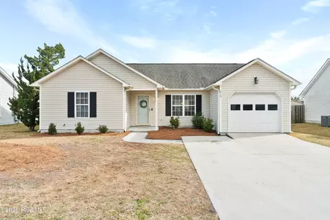 816 Plainfield Ct, Wilmington, NC 28411