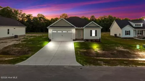 109 Sagewood Dr, Dudley, NC 28333