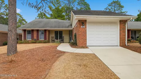 Exterior - 560 Pinehurst Trace Dr, Pinehurst, NC 28374 photo 2 of 10
