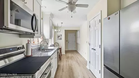 Entry Way - 560 Pinehurst Trace Dr, Pinehurst, NC 28374 photo 1 of 1