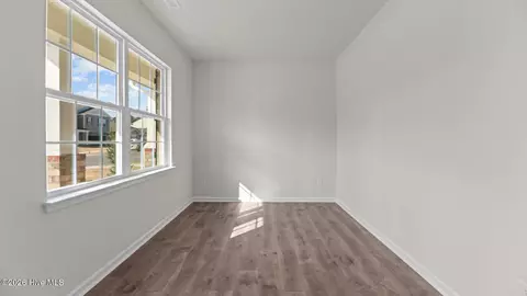 1015 Minnette Cir, New Bern, NC 28562 photo 3