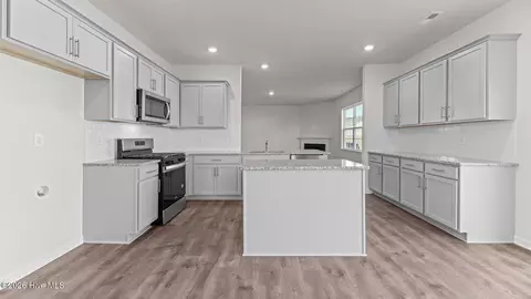 1015 Minnette Cir, New Bern, NC 28562 photo 13