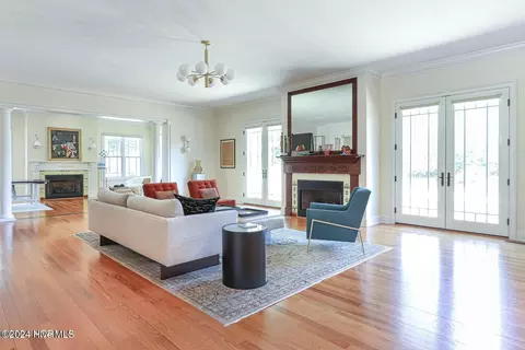 Living - 215 Inverrary Rd, Pinehurst, NC 28374 photo 1 of 3