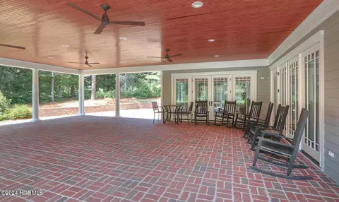 Exterior - 215 Inverrary Rd, Pinehurst, NC 28374 photo 4 of 15