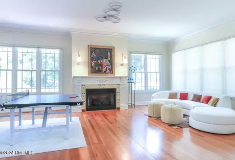 Living - 215 Inverrary Rd, Pinehurst, NC 28374 photo 2 of 3