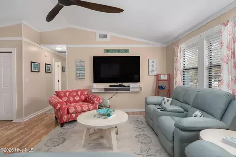 1718 Sea Swept Rd, Kill Devil Hills, NC 27948 photo 3