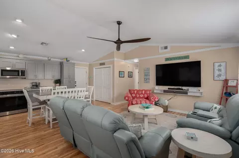 1718 Sea Swept Rd, Kill Devil Hills, NC 27948 photo 5