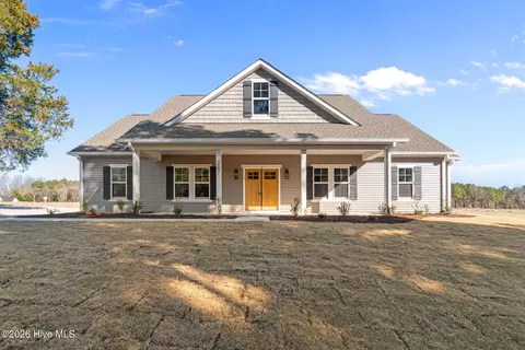 207 Jim S Rd, Cameron, NC 28326