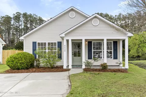 4930 N Hampton Dr SE, Southport, NC 28461