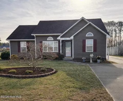 206 Springvale St, Elizabeth City, NC 27909