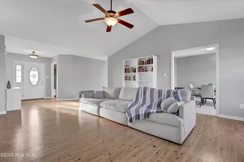 445 Spring Dr, Jacksonville, NC 28540