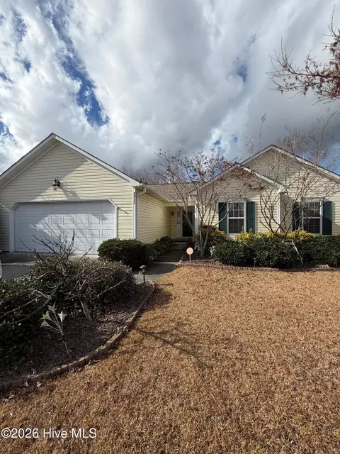7312 Walking Horse Ct, Wilmington, NC 28411