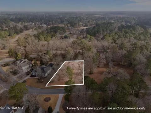 121 Maple Creek Dr, Wallace, NC 28466