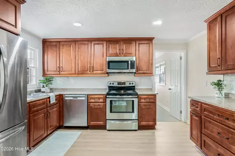 119 Bluebird Ln, West End, NC 27376 photo 34