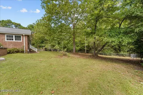119 Bluebird Ln, West End, NC 27376 photo 8