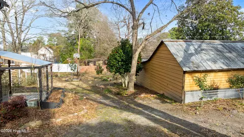 123 E College St, Mount Olive, NC 28365 photo 61