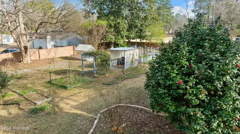 123 E College St, Mount Olive, NC 28365 photo 52