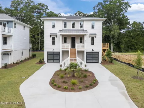 633 Vale Dr, Wilmington, NC 28411