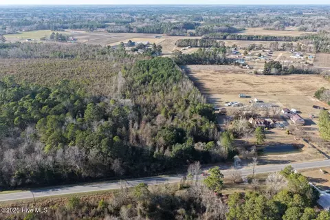 0 Carolina 410, Bladenboro, NC 28320