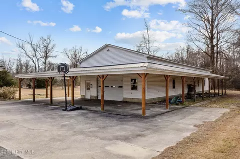 Exterior - 550 Ormondsville Rd, Hookerton, NC 28538 photo 4 of 8