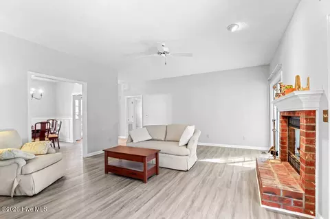 Living - 125 Pinyon Cir, Pinehurst, NC 28374 photo 1 of 1
