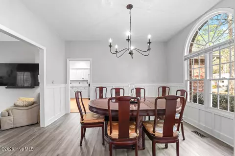 Dining - 125 Pinyon Cir, Pinehurst, NC 28374 photo 1 of 2
