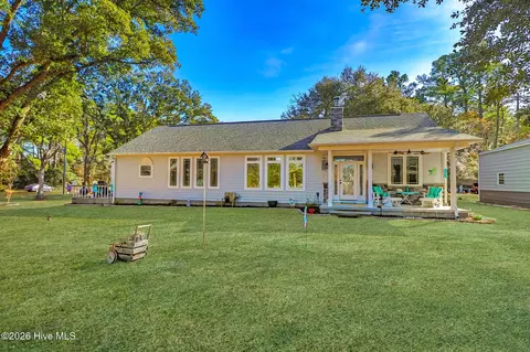203 George Taylor Rd, Newport, NC 28570