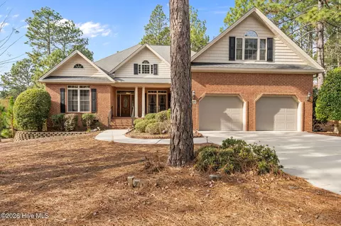 248 Longleaf Dr, West End, NC 27376