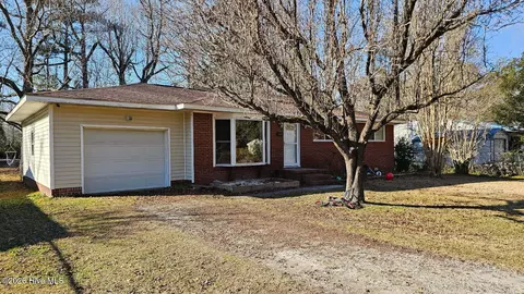 1509 Onslow Pines Rd, Jacksonville, NC 28540