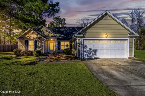 127 Millwood Dr, Vanceboro, NC 28586