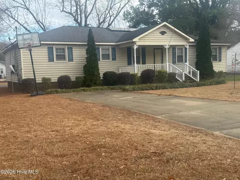 1310 Clingman St, Goldsboro, NC 27534
