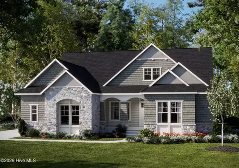 111 Jasmine Ln, Pinehurst, NC 28374