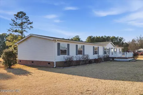 100 Saint Charles Dr, Goldsboro, NC 27530
