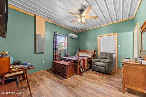 Bedroom - 4176 Jolly Rd, Ayden, NC 28513 photo 1 of 3