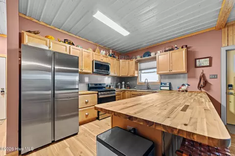 Kitchen - 4176 Jolly Rd, Ayden, NC 28513 photo 2 of 5