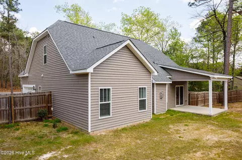 Exterior - 600 Burning Tree Rd, Pinehurst, NC 28374 photo 4 of 5