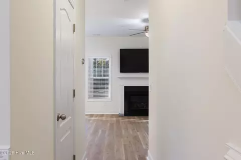 Entry Way - 600 Burning Tree Rd, Pinehurst, NC 28374 photo 2 of 6