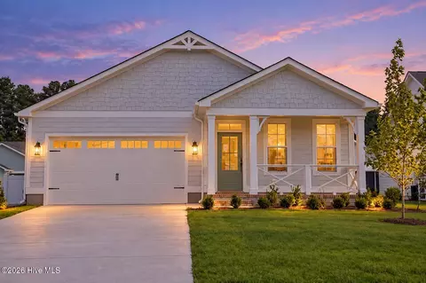 1015 Brighton Dr, New Bern, NC 28562
