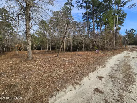 328 Ace Ln, Swansboro, NC 28584