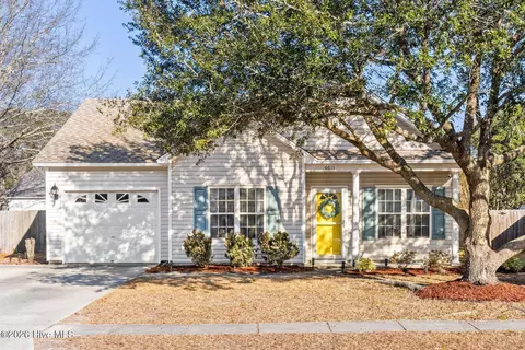6611 Wheatfields Ct, Wilmington, NC 28411