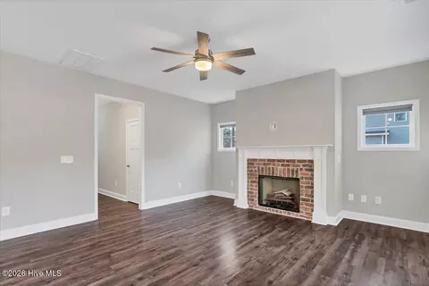 Living - 175 W New England Ave, Pinebluff, NC 28373 photo 2 of 5